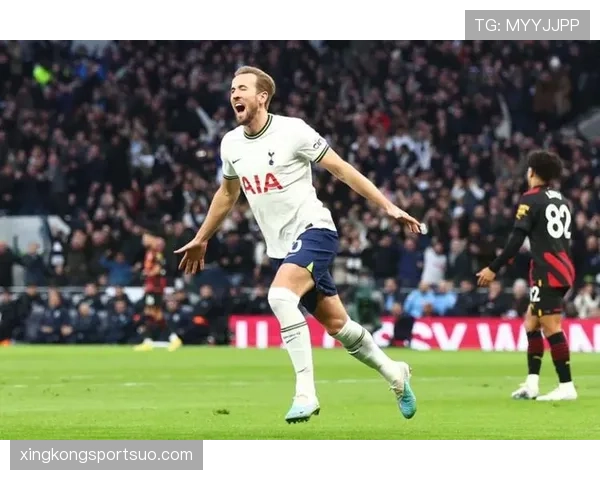 凯恩与莱万：终结模式分化，单点强攻转向体系依赖